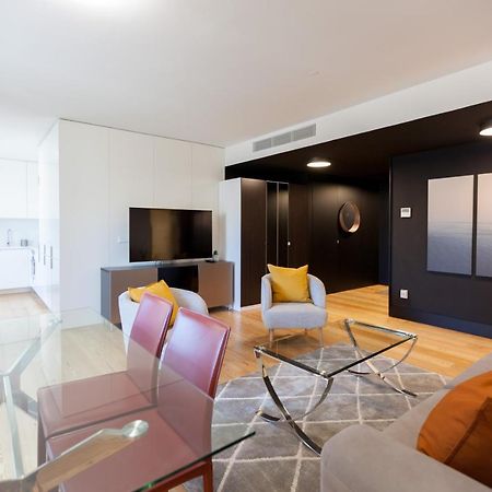 Flh Praca Comercio Artistic Flat With Balcony Lisbon Bagian luar foto