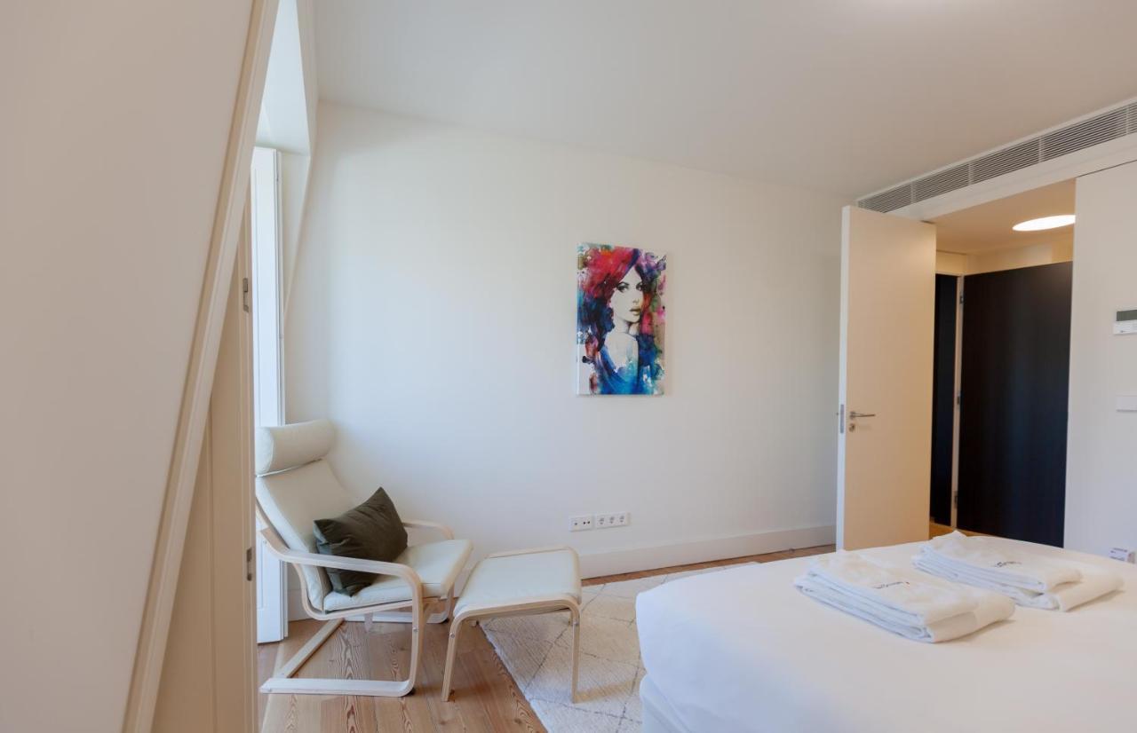 Flh Praca Comercio Artistic Flat With Balcony Lisbon Bagian luar foto