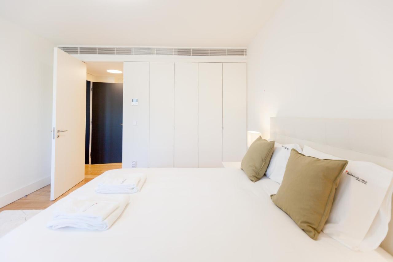 Flh Praca Comercio Artistic Flat With Balcony Lisbon Bagian luar foto